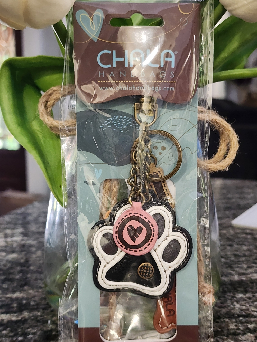 Chala Black & White Paw Print Keychain with Colorful Letter Tags - Picture 2 of 3
